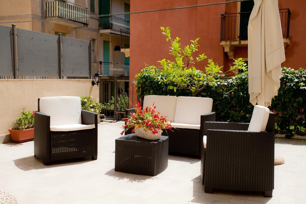 Hotel Lydia Alassio Dış mekan fotoğraf